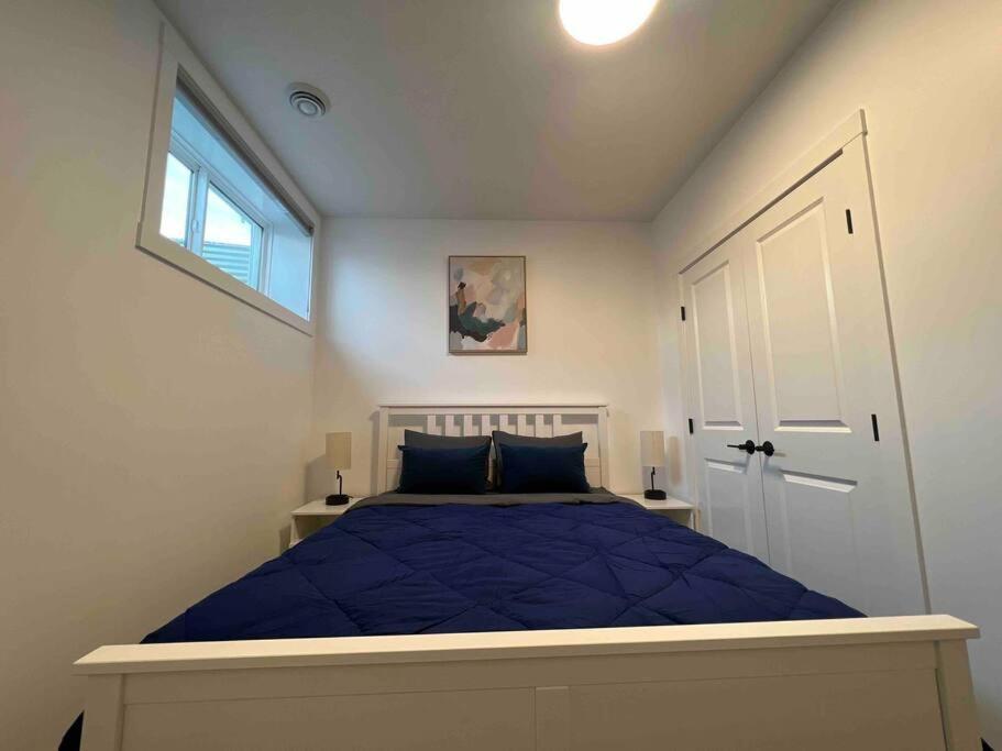 Newly Built 2 Bedroom Suite With Free Parking - Close To Banff National Park, YYC 외부 사진